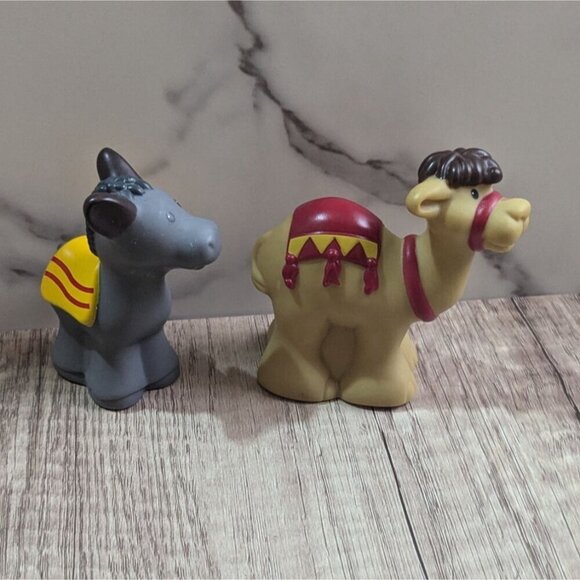 Fisher  Price Christmas Nativity donkey and camel figures  colorful SADDLES - Picture 8 of 8